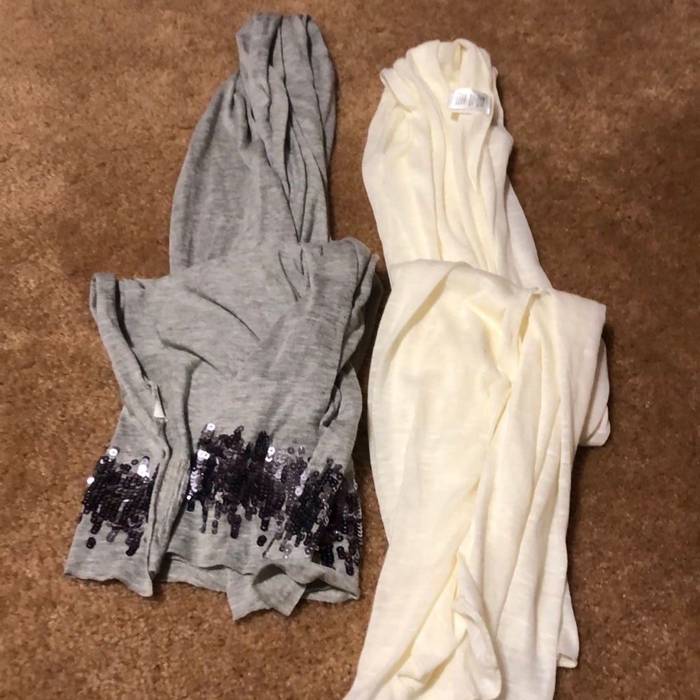 Scarfs!